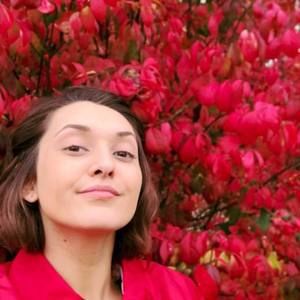 Meet your Posher, Alyssa